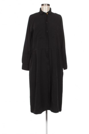 Kleid Numph, Größe M, Farbe Schwarz, Preis 57,49 €