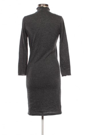 Kleid ONLY, Größe L, Farbe Grau, Preis 18,99 €