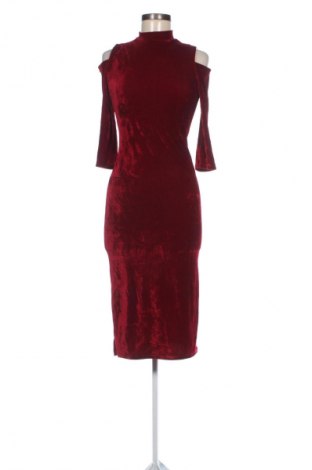 Kleid Stradivarius, Größe S, Farbe Rot, Preis 40,99 €