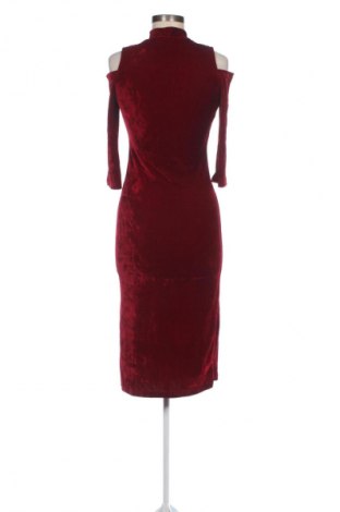 Kleid Stradivarius, Größe S, Farbe Rot, Preis 40,99 €