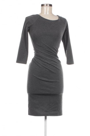 Kleid Zara Trafaluc, Größe M, Farbe Grau, Preis 7,99 €