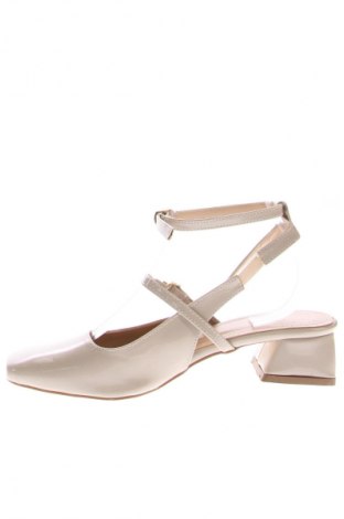 Sandalen Trendyol, Größe 40, Farbe Beige, Preis € 47,52