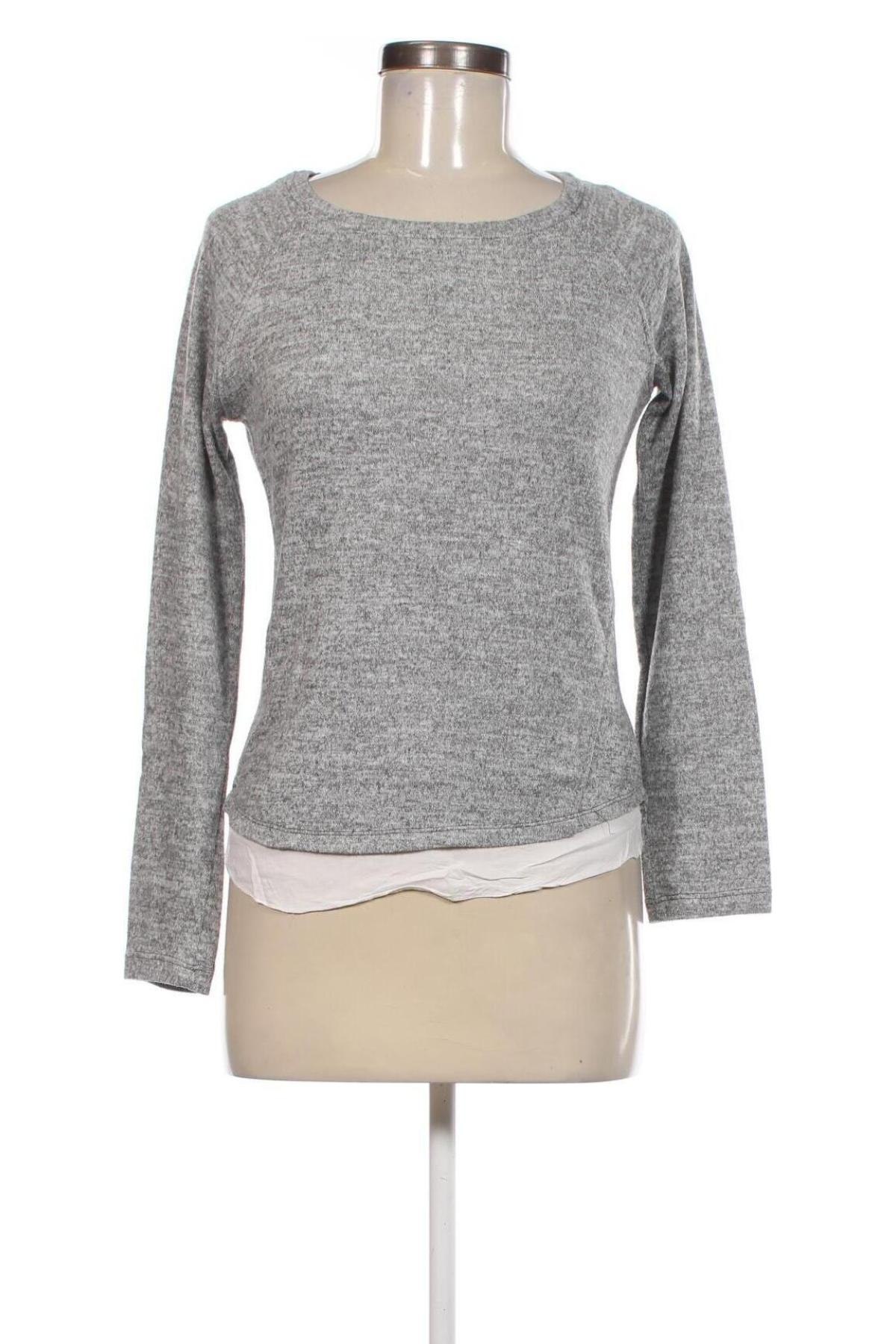 Damen Shirt Bershka, Größe S, Farbe Grau, Preis 5,99 €