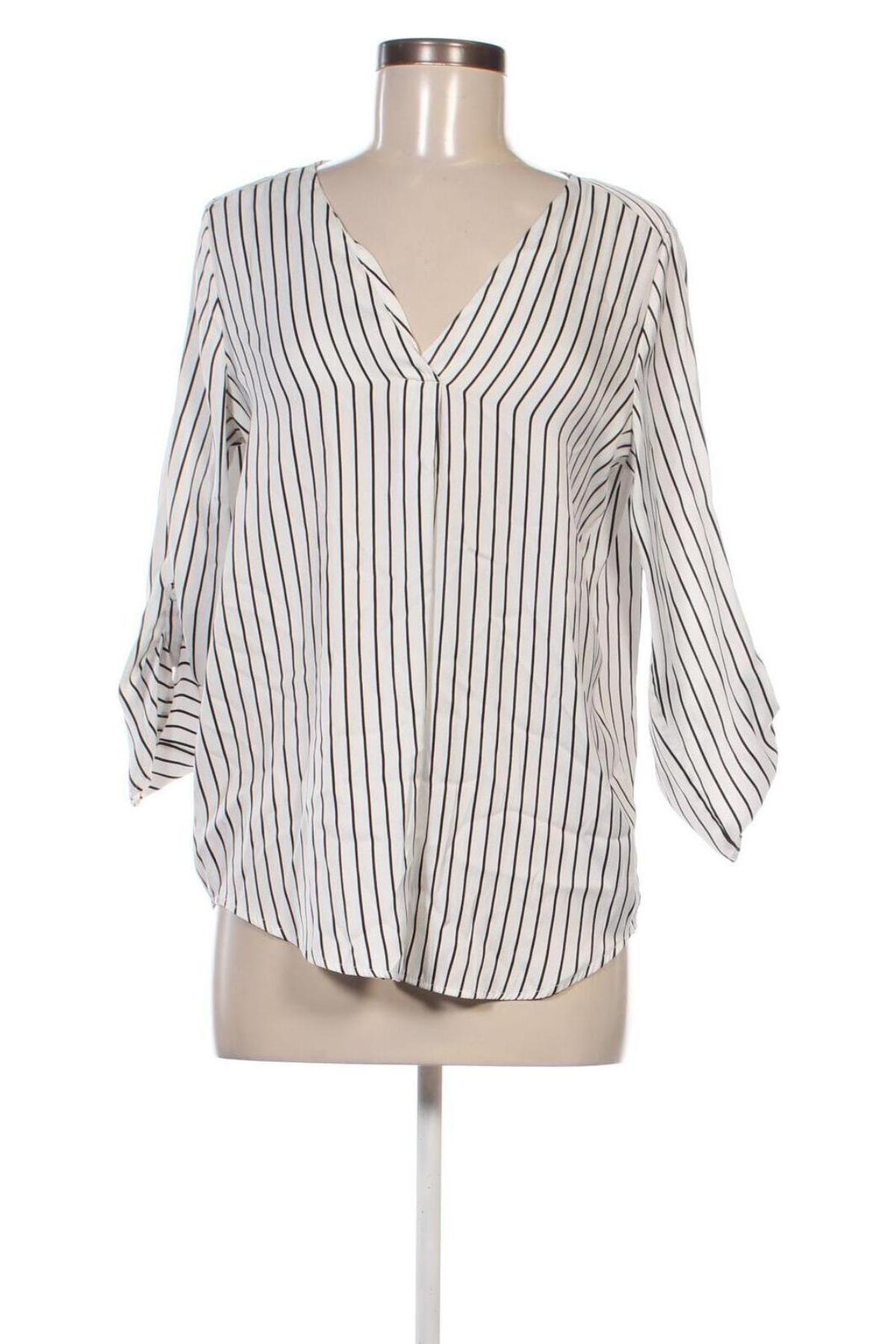 Damen Shirt Stradivarius, Größe L, Farbe Mehrfarbig, Preis 13,49 €