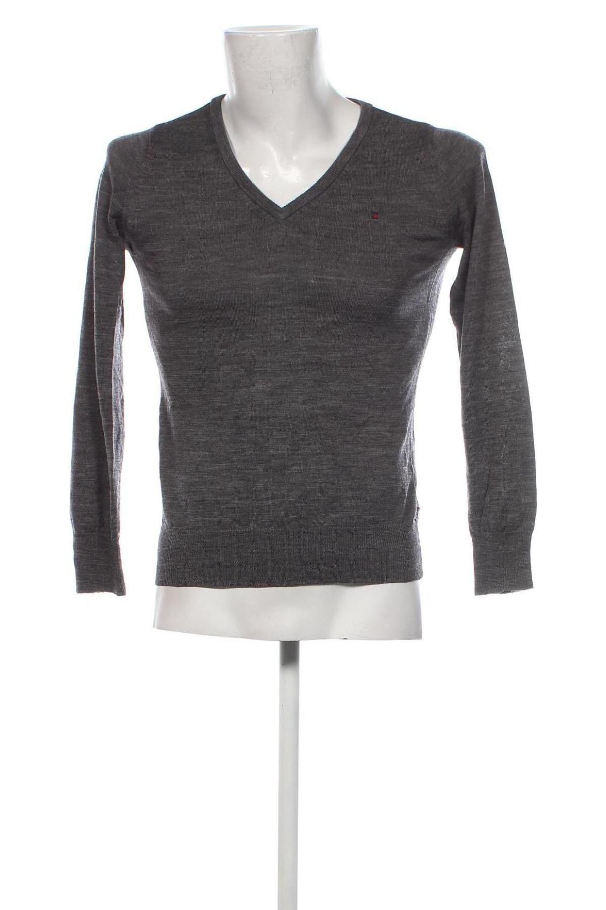 Herrenpullover Redgreen, Größe M, Farbe Grau, Preis 33,99 €