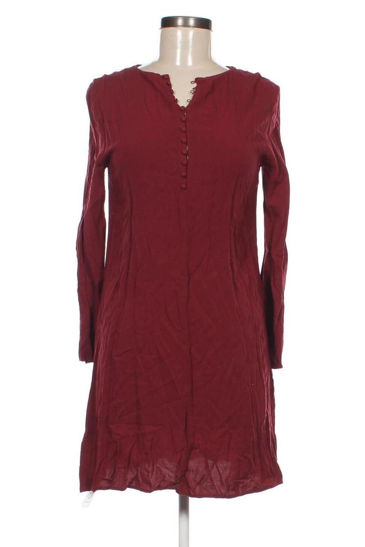 Kleid, Größe M, Farbe Rot, Preis € 14,83