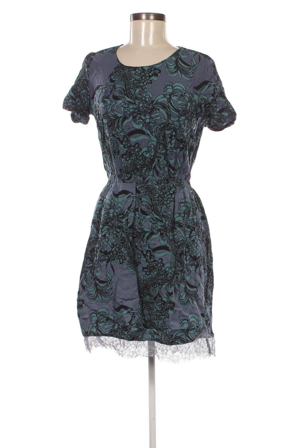 Kleid Vero Moda, Größe S, Farbe Mehrfarbig, Preis 13,49 €