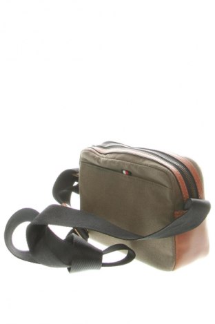 Táska Tommy Hilfiger, Szín Sokszínű, Ár 55 499 Ft