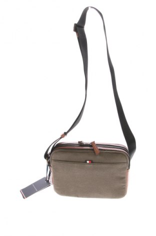 Чанта Tommy Hilfiger, Цвят Кафяв, Цена 74,13 €