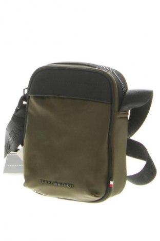 Чанта Tommy Hilfiger, Цвят Многоцветен, Цена 33,74 €