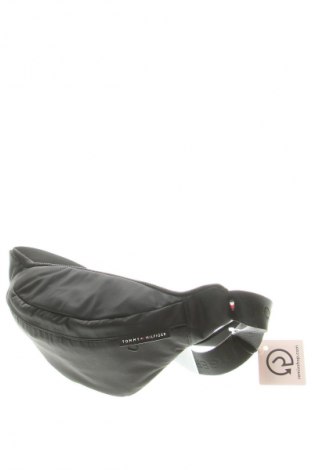 Чанта за кръст Tommy Hilfiger, Цвят Черен, Цена 18,91 €