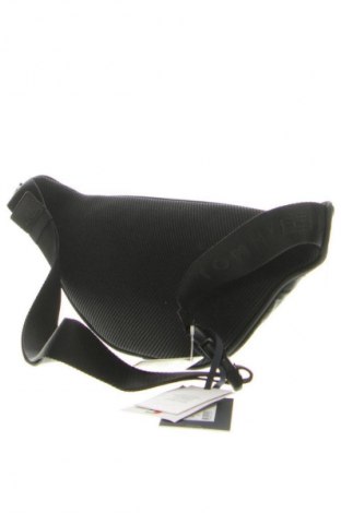 Чанта за кръст Tommy Hilfiger, Цвят Черен, Цена 18,91 €