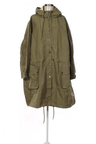 Дъждобран Levi's, Размер XL, Цвят Зелен, Цена 239,99 лв.