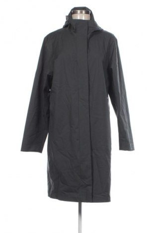 Дъждобран Uniqlo, Размер L, Цвят Сив, Цена 39,99 лв.