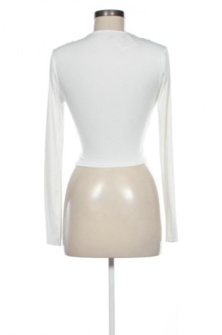 Damen Shirt Amisu, Größe M, Farbe Weiß, Preis 9,72 €