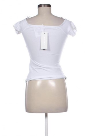 Дамска блуза Amisu, Размер S, Цвят Бял, Цена 31,00 лв.