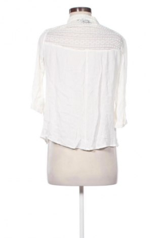 Dámská halenka B.Young, Velikost M, Barva Bílá, Cena  346,00 Kč