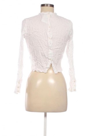 Damen Shirt Bershka, Größe M, Farbe Weiß, Preis 9,79 €