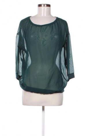 Dámská halenka Bershka, Velikost M, Barva Zelená, Cena  241,00 Kč