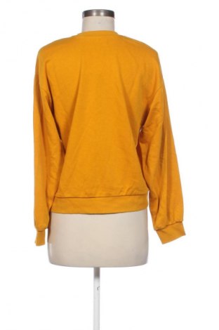 Дамска блуза Bershka, Размер XS, Цвят Оранжев, Цена 19,00 лв.