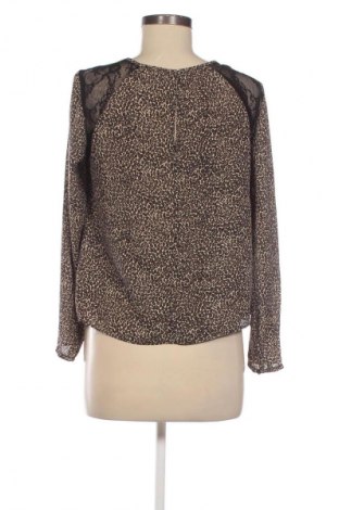 Bluzka damska Bershka, Rozmiar M, Kolor Kolorowy, Cena 43,68 zł