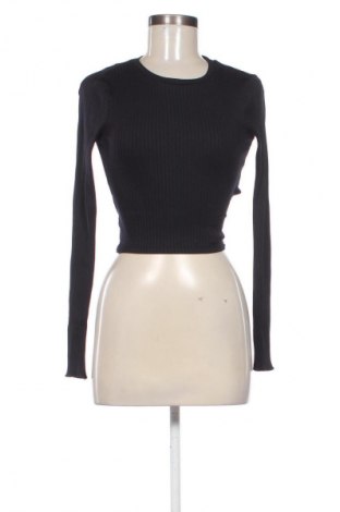 Γυναικεία μπλούζα Bershka, Μέγεθος M, Χρώμα Μαύρο, Τιμή 9,72 €