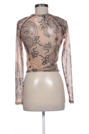 Damen Shirt Bershka, Größe M, Farbe Mehrfarbig, Preis € 9,72