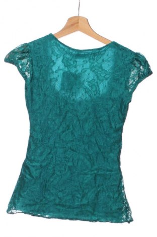 Дамска блуза Clockhouse, Размер S, Цвят Зелен, Цена 19,00 лв.