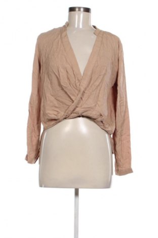 Дамска блуза Forever 21, Размер S, Цвят Бежов, Цена 19,99 лв.