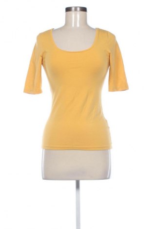 Дамска блуза Gina Tricot, Размер S, Цвят Жълт, Цена 20,00 лв.