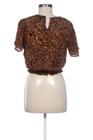 Bluză de femei Guess, Mărime S, Culoare Multicolor, Preț 126,32 Lei