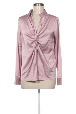 Γυναικεία μπλούζα Guido Maria Kretschmer for About You, Μέγεθος M, Χρώμα Σάπιο μήλο, Τιμή 39,39 €