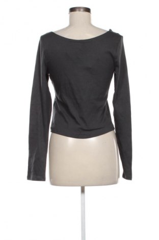 Dámska blúza H&M Divided, Veľkosť L, Farba Sivá, Cena  15,94 €