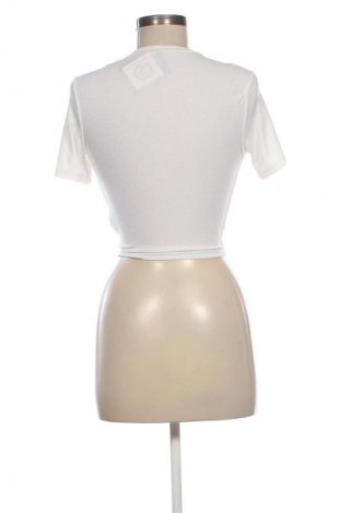 Γυναικεία μπλούζα H&M Divided, Μέγεθος S, Χρώμα Λευκό, Τιμή 9,72 €