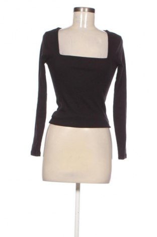 Bluzka damska Karol, Rozmiar M, Kolor Czarny, Cena 22,99 zł