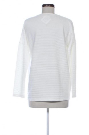 Damen Shirt Lea H., Größe M, Farbe Mehrfarbig, Preis 10,00 €