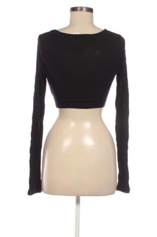 Damen Shirt NA-KD, Größe S, Farbe Schwarz, Preis 17,36 €