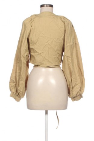 Damen Shirt NA-KD, Größe S, Farbe Grün, Preis 17,39 €