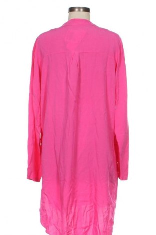 Damen Shirt NEW COLLECTION, Größe M, Farbe Mehrfarbig, Preis 39,40 €