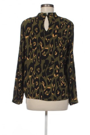 Damen Shirt ONLY, Größe M, Farbe Mehrfarbig, Preis 4,99 €