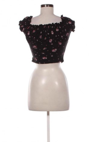 Női blúz Pretty Little Thing, Méret S, Szín Sokszínű, Ár 3 800 Ft