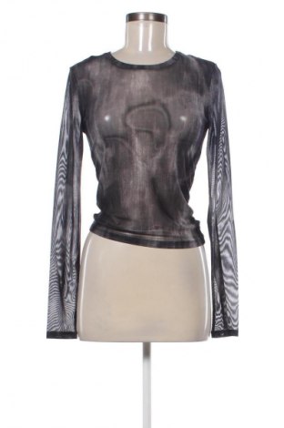 Dámská halenka Pull&Bear, Velikost M, Barva Vícebarevné, Cena  241,00 Kč