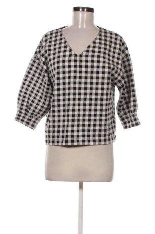 Γυναικεία μπλούζα Reserved, Μέγεθος S, Χρώμα Πολύχρωμο, Τιμή 9,72 €