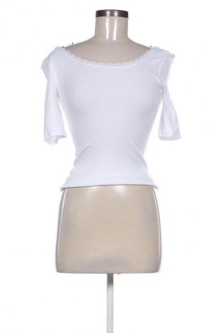 Γυναικεία μπλούζα Reserved, Μέγεθος XS, Χρώμα Λευκό, Τιμή 9,72 €