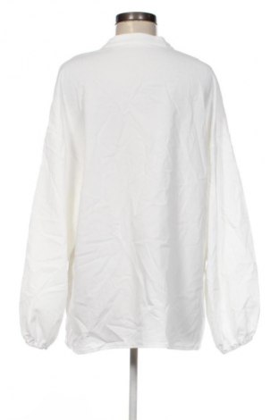 Дамска блуза SHEIN, Размер XL, Цвят Бял, Цена 9,99 лв.