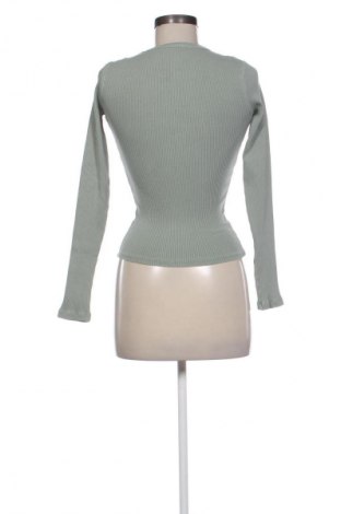 Damen Shirt Stradivarius, Größe XS, Farbe Grün, Preis 9,79 €