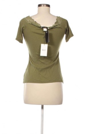 Dámská halenka & ET, Velikost M, Barva Zelená, Cena  939,00 Kč