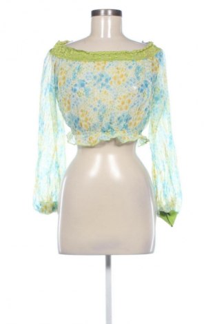 Дамска блуза Unbranded, Размер S, Цвят Многоцветен, Цена 19,00 лв.