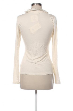 Γυναικεία μπλούζα VILA, Μέγεθος M, Χρώμα Εκρού, Τιμή 27,70 €