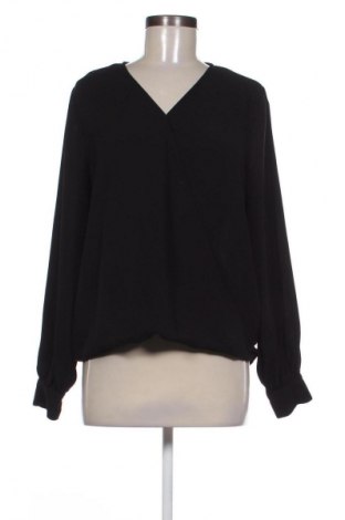 Дамска блуза VILA, Размер M, Цвят Черен, Цена 20,00 лв.